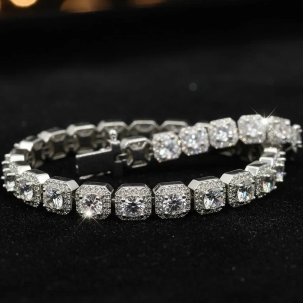 925 Silver, 11.5CTW Ice Cube Moissanite Bracelet - 8.5